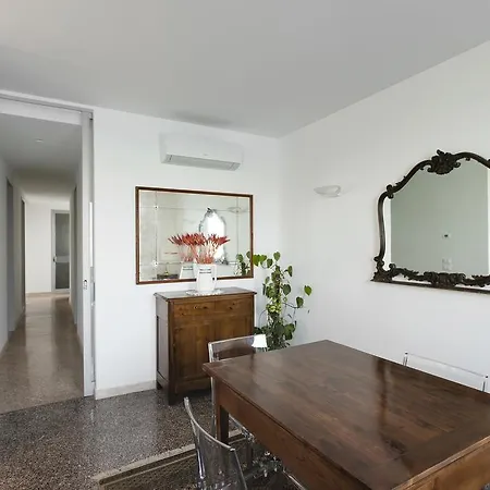 Apartment Canaletto Lagoon View Venice