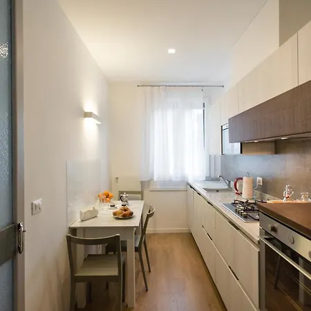Canaletto Lagoon View Apartment